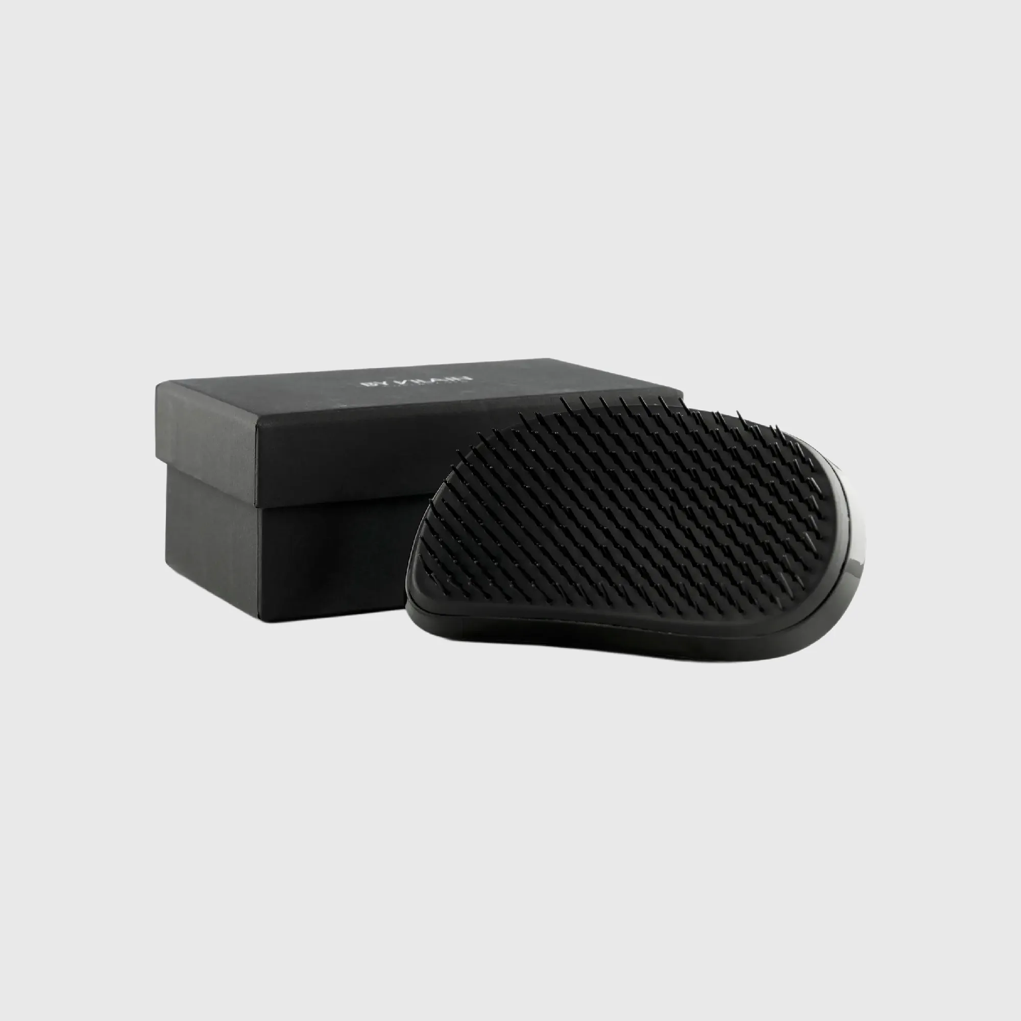By Vilain Detangler Hair Brush