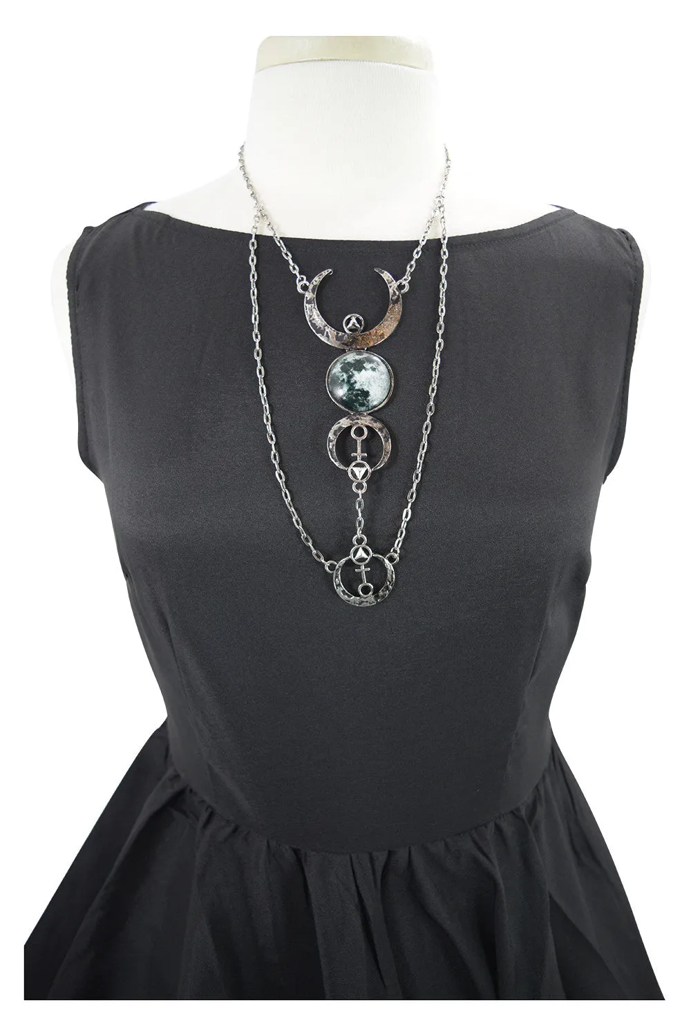 Gothic Beauty Dark Magic Witchcraft Wolf Luna Full Moon Pendant Necklace